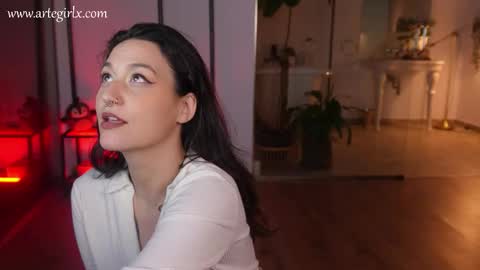 Maya online show from March 15, 2026, 9:43 pm