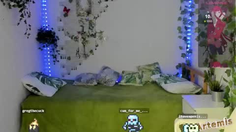 Snapshot of artemis696 chatting on October 2, 2025, 3:19 pm Artemis my pvt is open and lovense is active online show from October 2, 2025, 3:19 pm