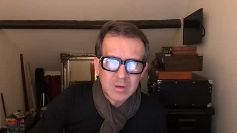 artisterotic online show from April 6, 2026, 10:33 pm