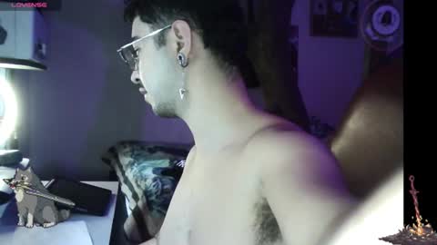 Snapshot of artorias_4 chatting on January 13, 2025, 10:24 pm artorias 4 online show from January 13, 2025, 10:24 pm