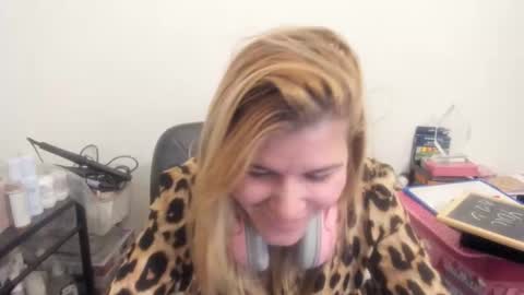 MIA online show from February 12, 2026, 10:27 pm