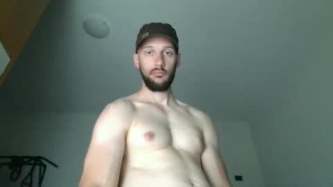 artur833 online show from April 16, 2026, 9:04 pm