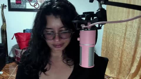 Snapshot of arya_miller chatting on June 3, 2026, 4:59 am Arya Miller online show from June 3, 2026, 4:59 am
