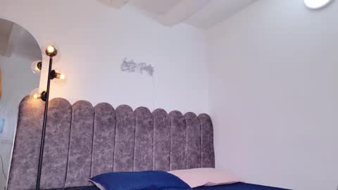 aryascollins online show from January 15, 2026, 11:30 pm