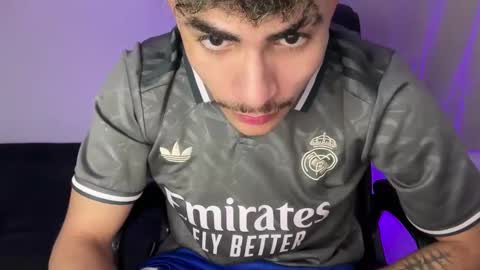 arzu_08 online show from February 4, 2026, 3:18 pm