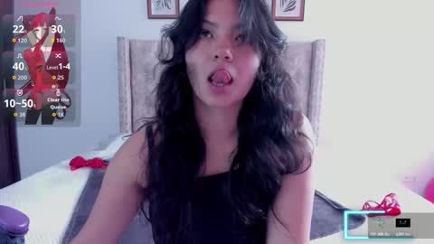 Saray online show from October 28, 2025, 6:54 pm