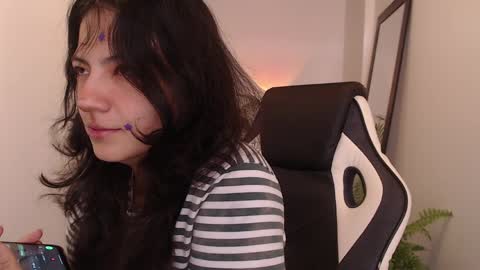 Saray online show from April 12, 2026, 2:22 pm