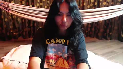 Snapshot of asaray_t chatting on May 12, 2026, 12:08 am Saray online show from May 12, 2026, 12:08 am