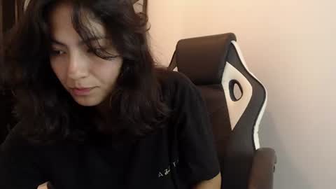 Snapshot of asaray_t chatting on June 11, 2026, 2:53 am Saray online show from June 11, 2026, 2:53 am