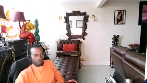 MrJ online show from November 28, 2025, 7:27 pm