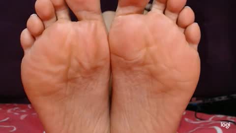 ashley online show from October 6, 2025, 3:04 am