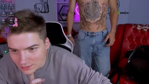 ash_raven_ online show from September 9, 2025, 2:33 am