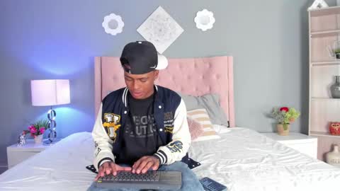 Snapshot of ashanty_malcom chatting on February 23, 2025, 5:39 pm ashanty_malcom online show from February 23, 2025, 5:39 pm