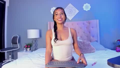 Snapshot of ashanty_malcom chatting on March 2, 2025, 2:32 pm ashanty_malcom online show from March 2, 2025, 2:32 pm