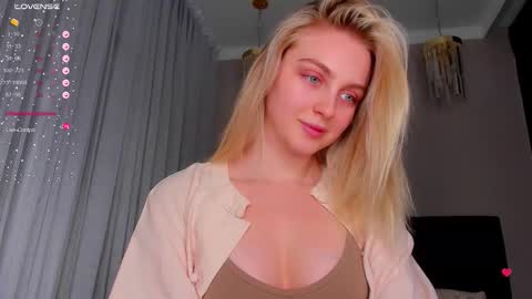 your pretty Ashley online show from February 3, 2026, 7:08 pm