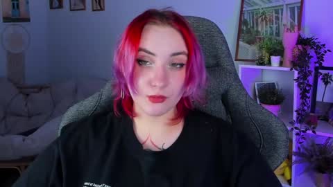 Snapshot of asheluck chatting on January 18, 2025, 8:19 pm AshleyAshe online show from January 18, 2025, 8:19 pm