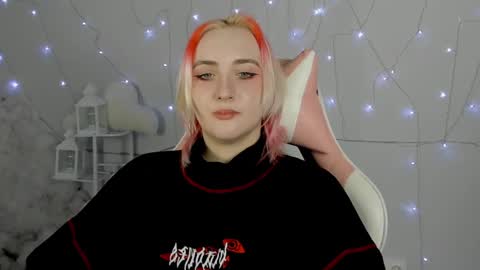 Snapshot of asheluck chatting on January 26, 2025, 11:29 pm AshleyAshe online show from January 26, 2025, 11:29 pm