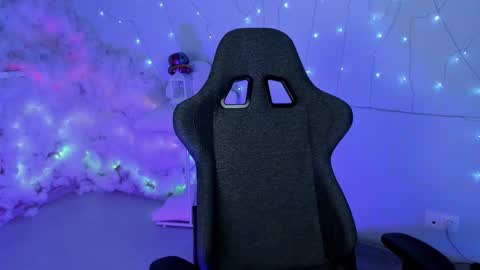 Snapshot of asheluck chatting on February 24, 2025, 2:08 am AshleyAshe online show from February 24, 2025, 2:08 am