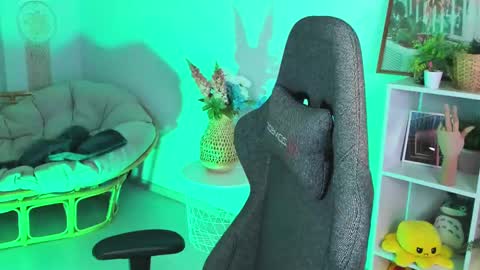 Snapshot of asheluck chatting on March 10, 2025, 1:56 am AshleyAshe online show from March 10, 2025, 1:56 am