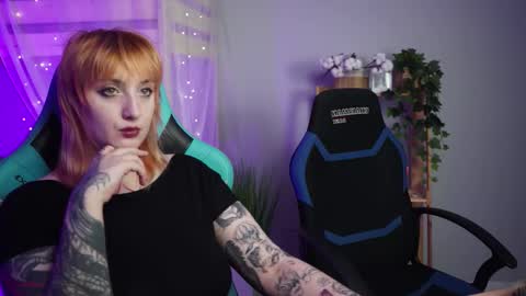 Snapshot of asheluck chatting on September 15, 2025, 2:33 am AshleyAshe online show from September 15, 2025, 2:33 am