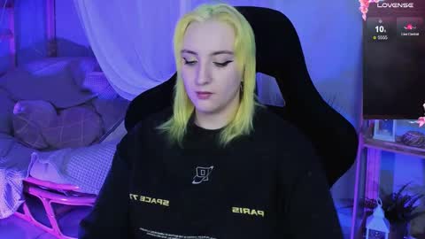 Snapshot of asheluck chatting on October 2, 2025, 2:29 am AshleyAshe online show from October 2, 2025, 2:29 am