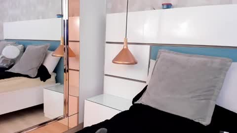 Snapshot of ashkoreh chatting on October 17, 2025, 8:22 pm Ashkoreh online show from October 17, 2025, 8:22 pm