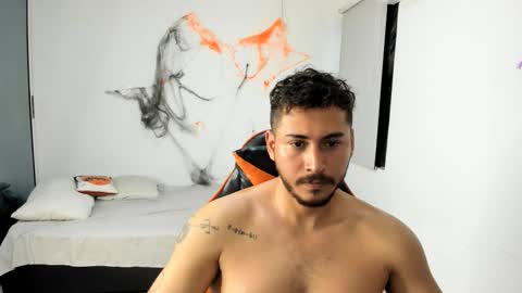 ashlan_king online show from November 18, 2025, 7:18 pm