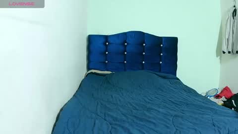 ashleey_palmer online show from April 15, 2026, 8:10 am