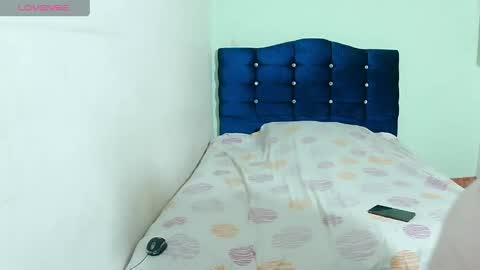 ashleey_palmer online show from April 26, 2026, 8:45 am