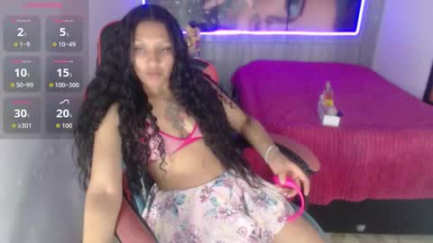 ashley17_ online show from December 14, 2025, 5:13 am