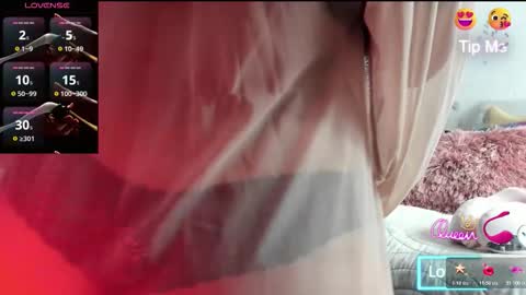 Carolina  online show from December 13, 2025, 9:20 pm