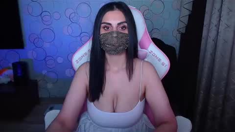 Snapshot of ashley__cooper__ chatting on September 23, 2025, 4:15 am Yasmina online show from September 23, 2025, 4:15 am