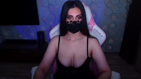 Snapshot of ashley__cooper__ chatting on June 28, 2026, 5:02 am Yasmina online show from June 28, 2026, 5:02 am