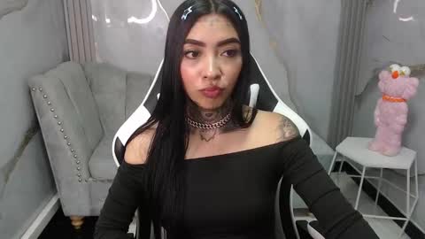 ashley_blum_v online show from October 3, 2025, 8:28 pm