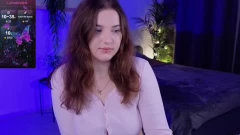 Snapshot of ashley_glen chatting on October 18, 2025, 7:53 am online show from October 18, 2025, 7:53 am