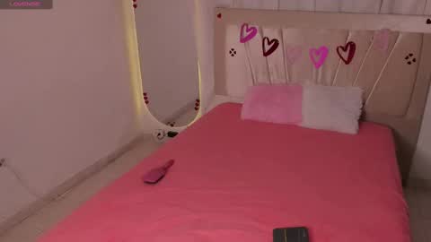 Snapshot of ashley_hillss_ chatting on February 18, 2025, 4:48 am Ashley online show from February 18, 2025, 4:48 am