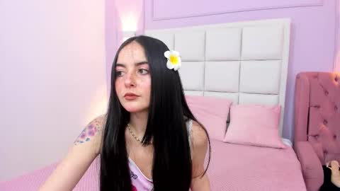 ashley_petit online show from December 22, 2025, 12:24 pm