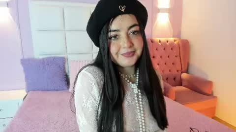 ashley_petit online show from July 20, 2026, 1:13 pm