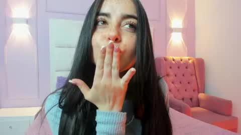 ashley_petit online show from July 28, 2026, 1:32 pm