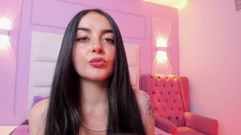 ashley_petit online show from July 28, 2026, 6:20 pm