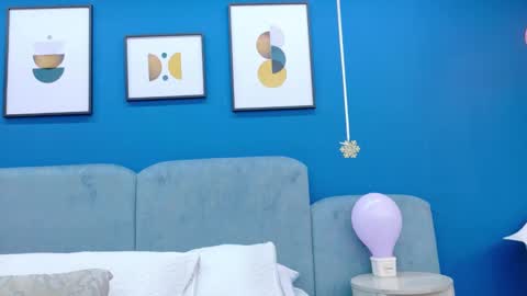 Ashley Evans online show from October 17, 2025, 8:22 pm