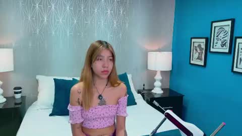 Snapshot of ashleyroberh chatting on August 4, 2026, 3:21 am AshleyRoberh online show from August 4, 2026, 3:21 am