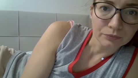 Ashley online show from September 29, 2025, 5:01 am