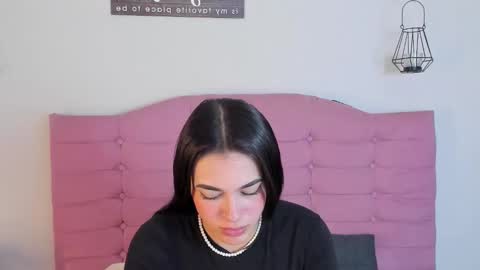 Snapshot of ashleyy_ls chatting on September 23, 2025, 3:20 am kylie online show from September 23, 2025, 3:20 am