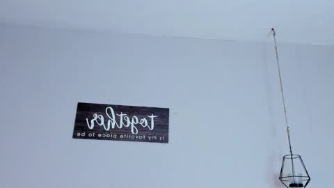 kylie online show from November 25, 2025, 2:00 am