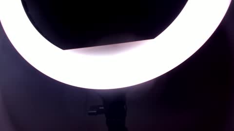 ashlybenison online show from January 9, 2025, 8:03 am