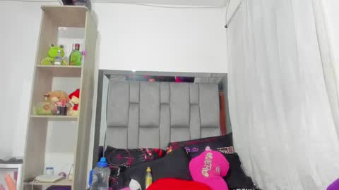 Snapshot of ashlye_hornyx chatting on March 5, 2025, 4:34 am Ashley online show from March 5, 2025, 4:34 am