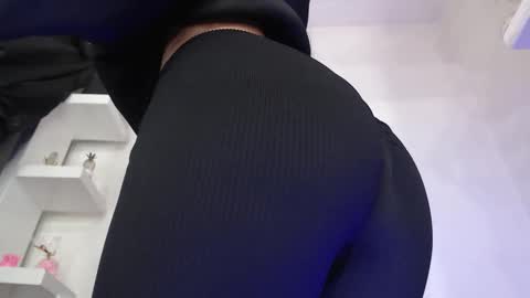  Ashly online show from September 26, 2025, 11:31 pm