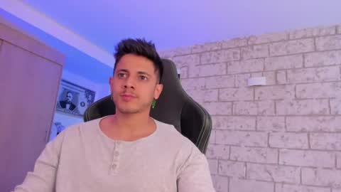 Snapshot of ashton_coleman_ chatting on June 22, 2026, 5:21 pm my name real is camilo online show from June 22, 2026, 5:21 pm
