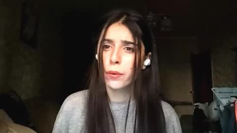 Lina online show from October 24, 2025, 1:51 pm